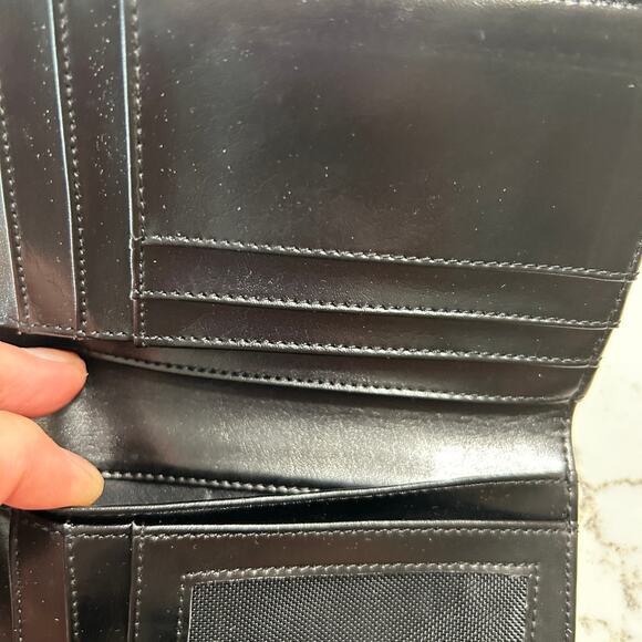 Vintage Guess Wallet Black Faux Leather Bi-fold with Snap pocket SOME WEAR - Picture 9 of 12